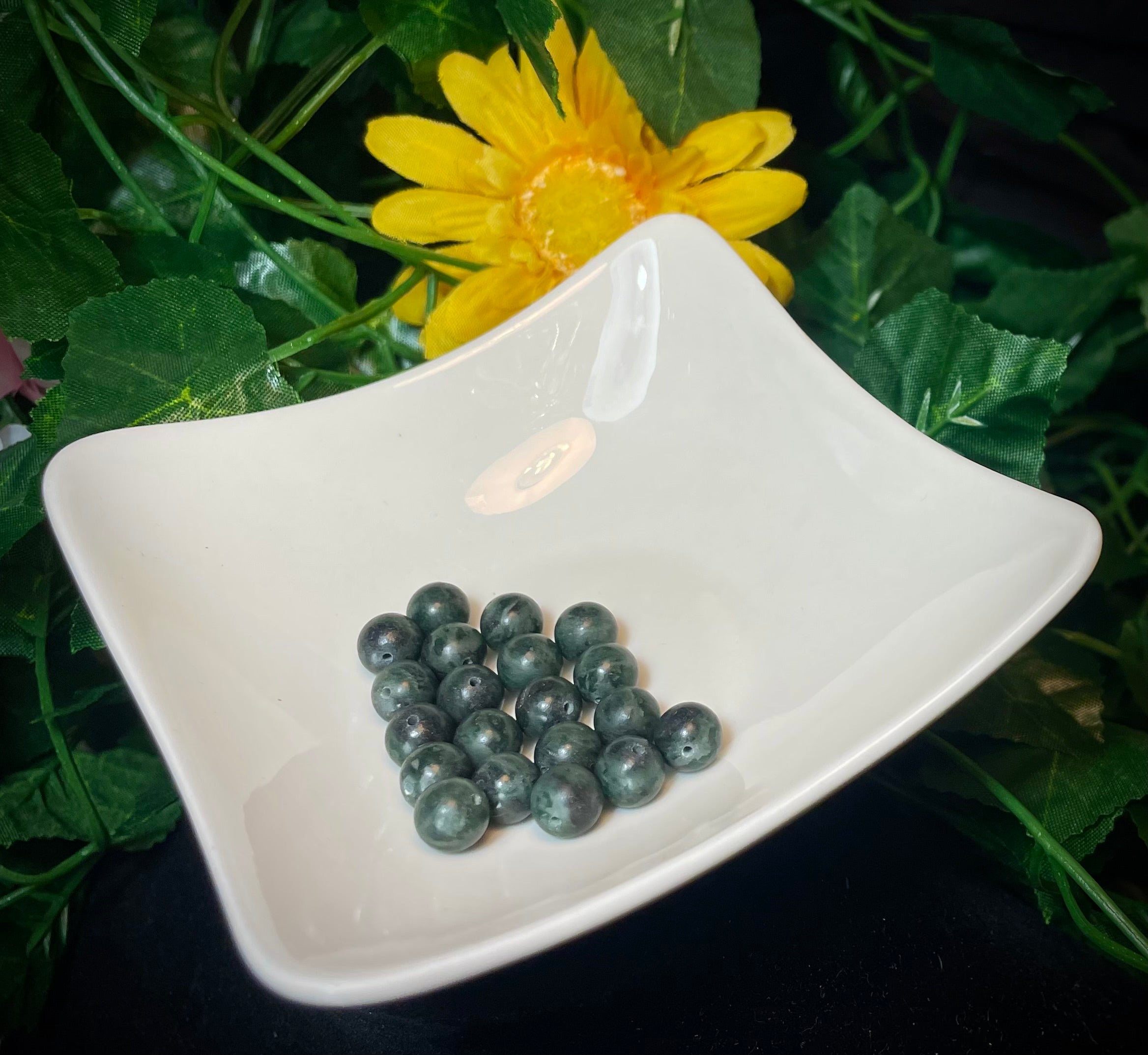 Perles de Serpentine de Visp (VS), 8mm, percées