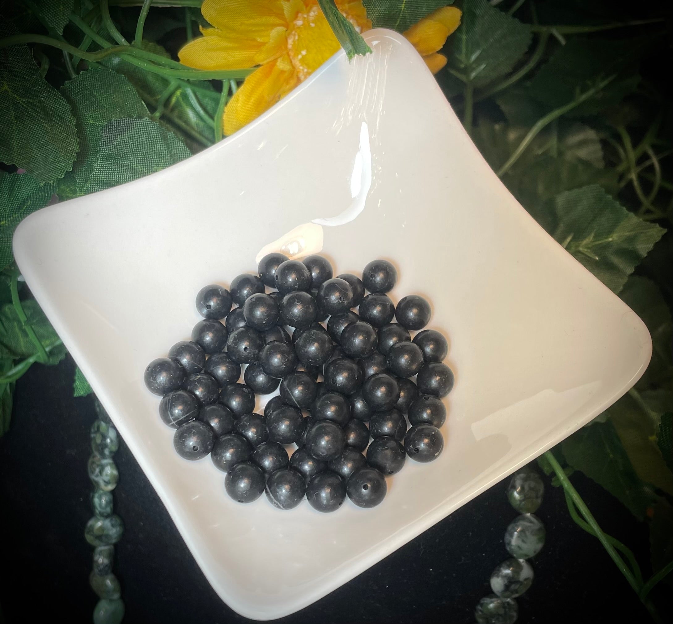 Perles de Pyritschiefer sans pyrites de Grindelwald (BE), 8mm, percées