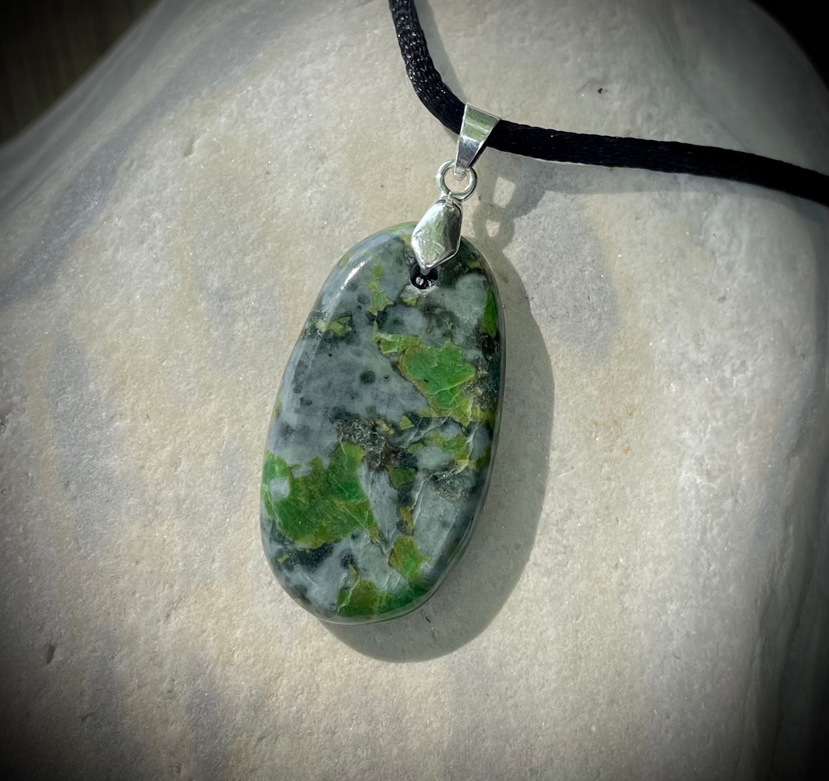 Smaragdite (Allalin Gabbro) du Mattmark, VS