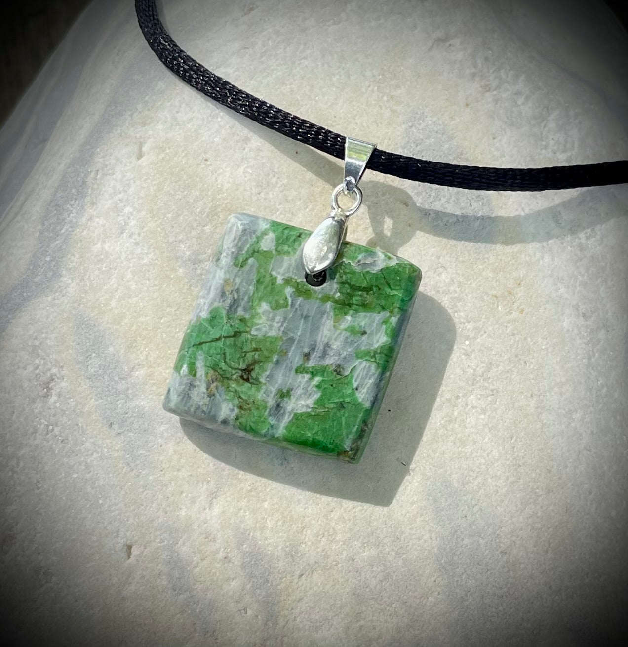 Smaragdite (Allalin Gabbro) du Mattmark, VS