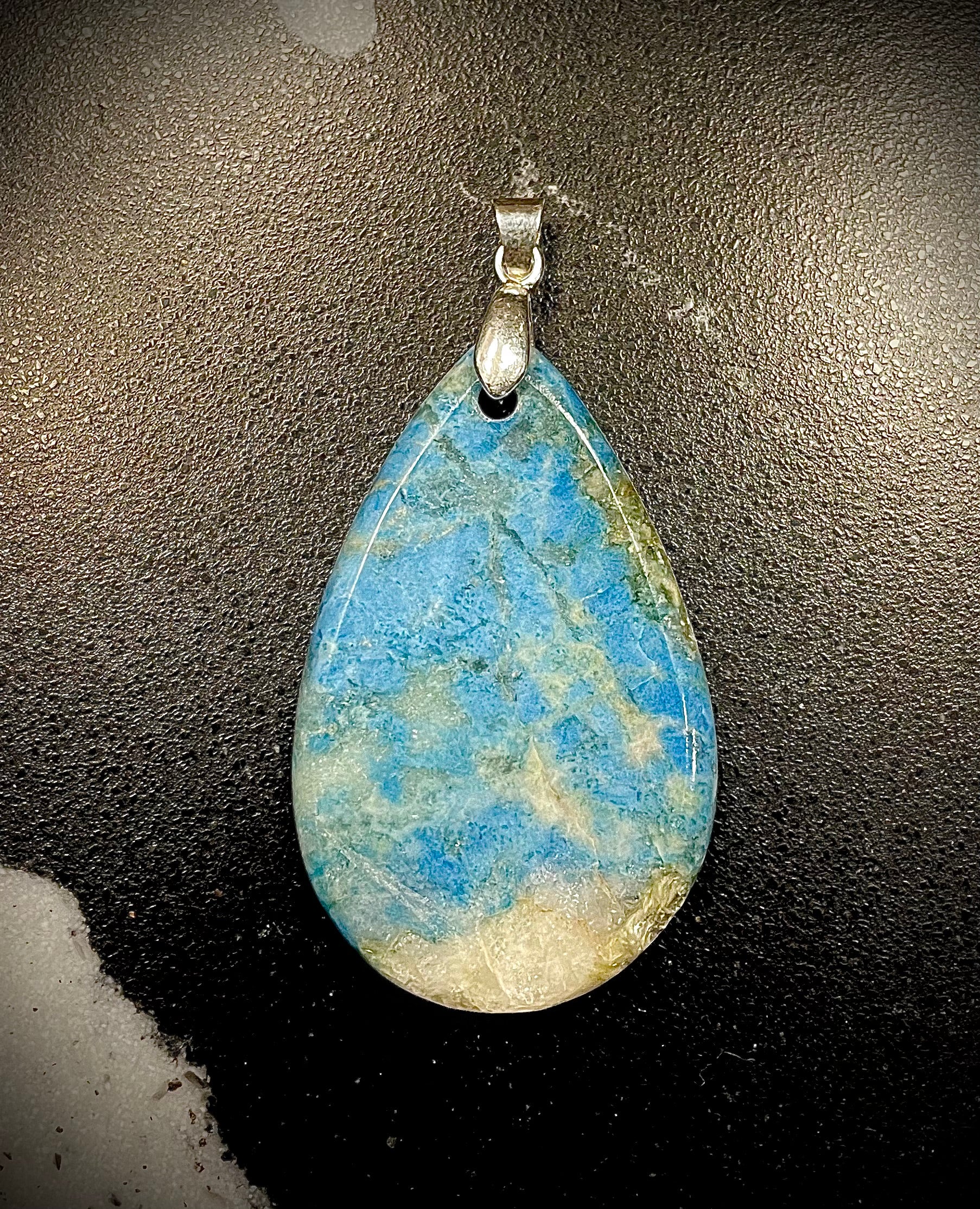 Lazulite du Stockhorn (Zermatt) VS