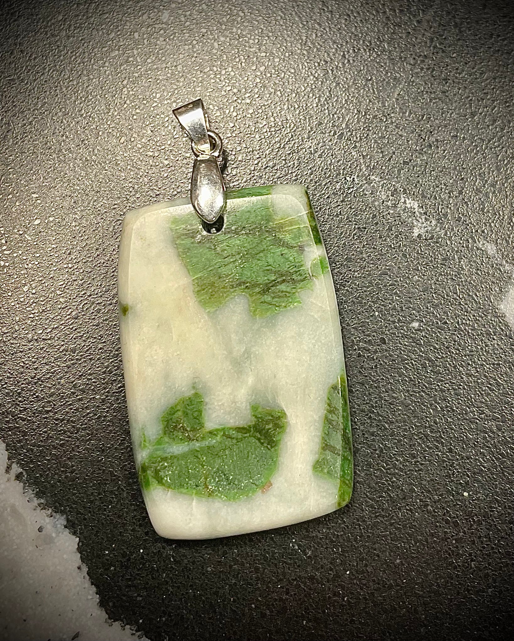 Smaragdite (Allalin Gabbro) du Mattmark, VS