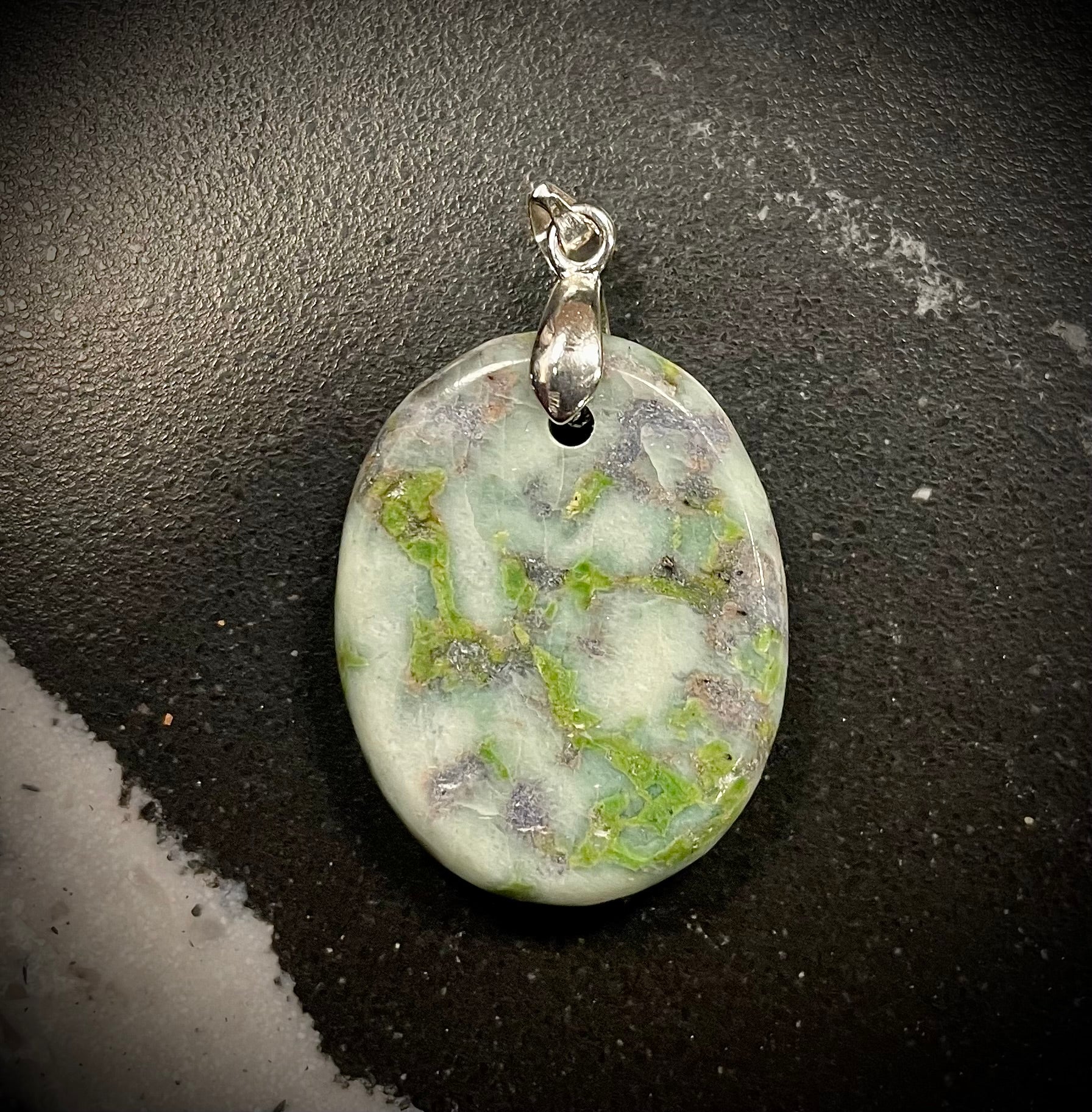 Smaragdite (Allalin Gabbro) du Mattmark, VS