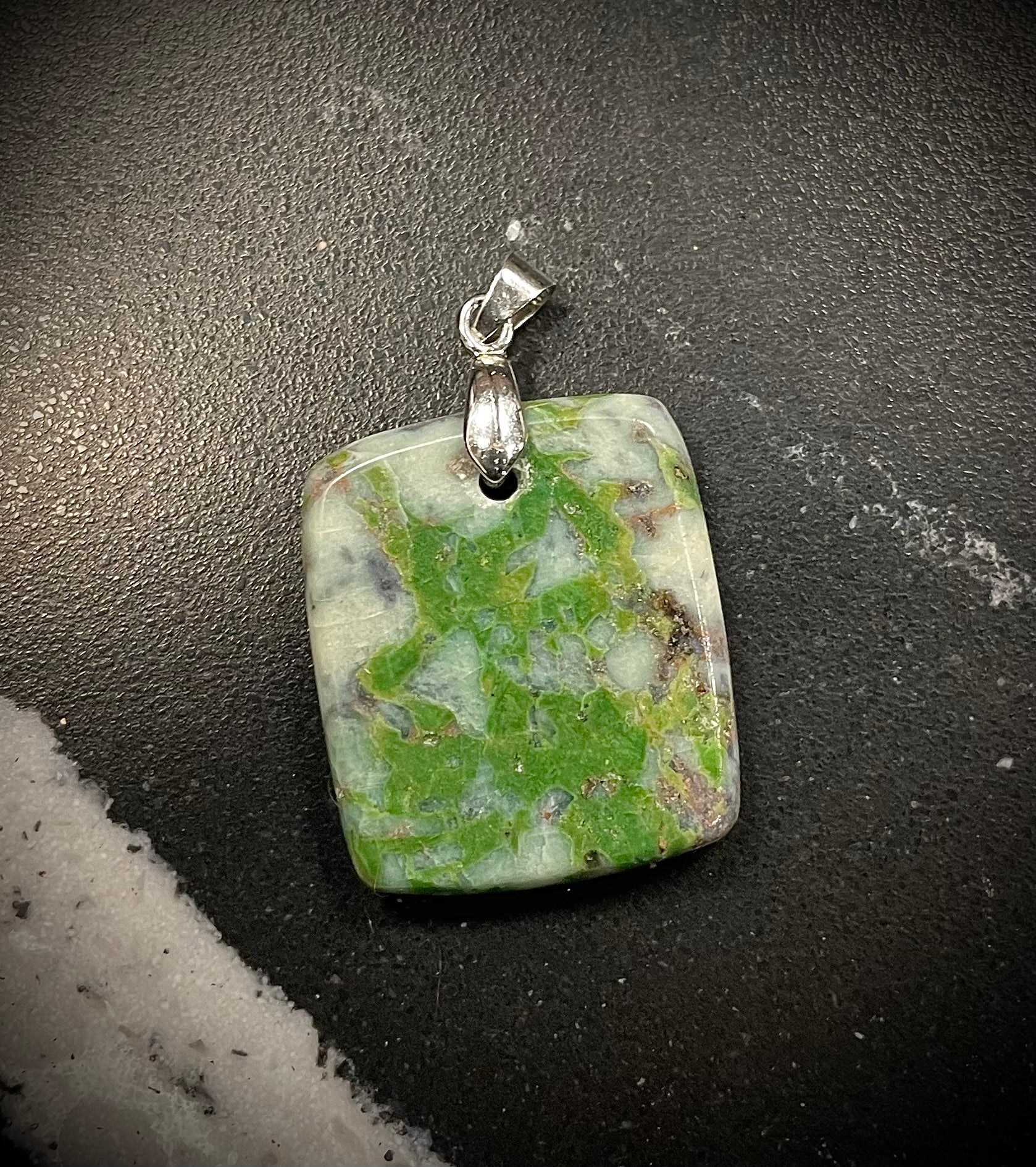 Smaragdite (Allalin Gabbro) du Mattmark, VS